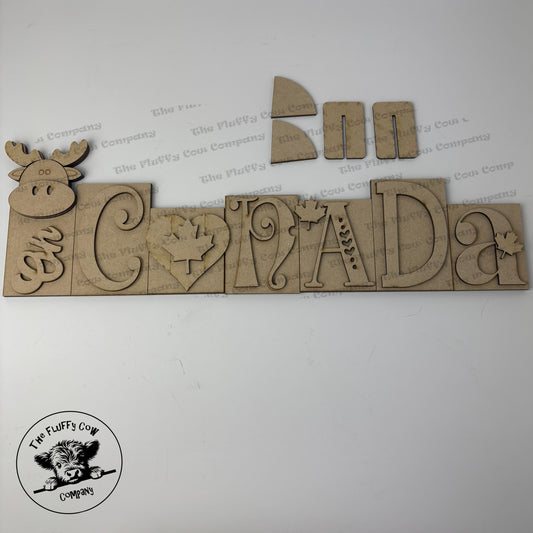 Oh Canada Moose and Flag Shelf Sitter